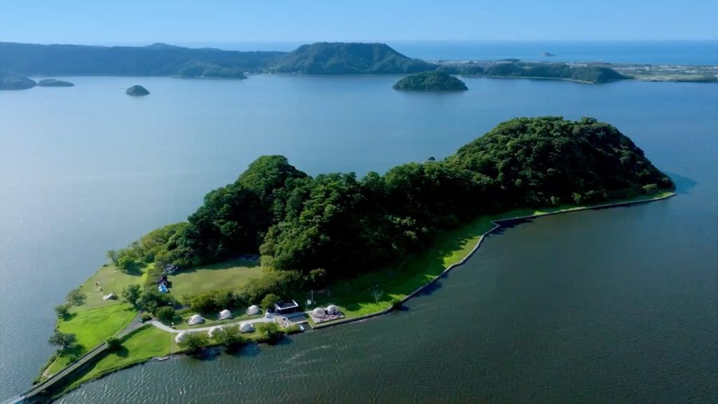画像に alt 属性が指定されていません。ファイル名: island-video-poster-1024x576.jpg